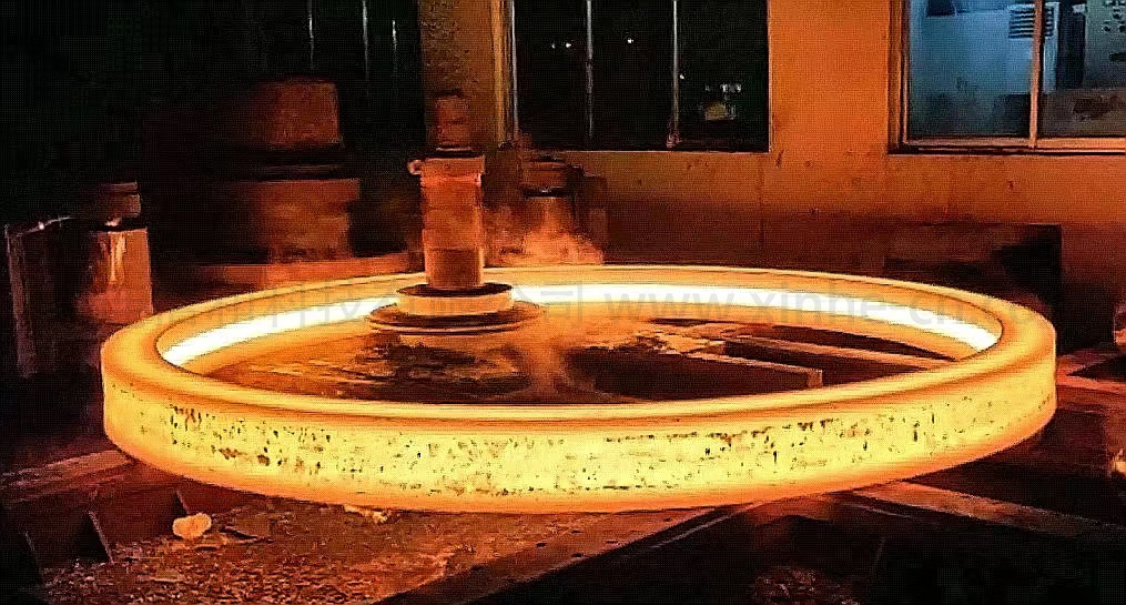 齒圈 42crmo φ4500/φ4000*300 毛重：7850公斤